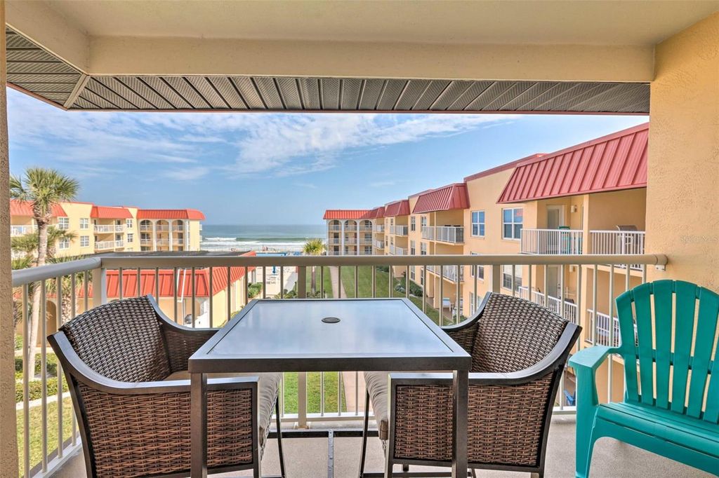 Image 17 of property listing at 3801 S ATLANTIC AVENUE 316, New Smyrna Beach, FL 32169