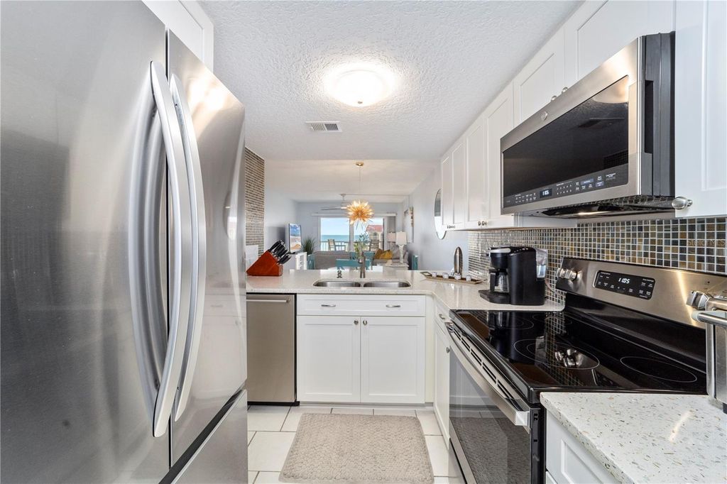 Image 19 of property listing at 3801 S ATLANTIC AVENUE 316, New Smyrna Beach, FL 32169