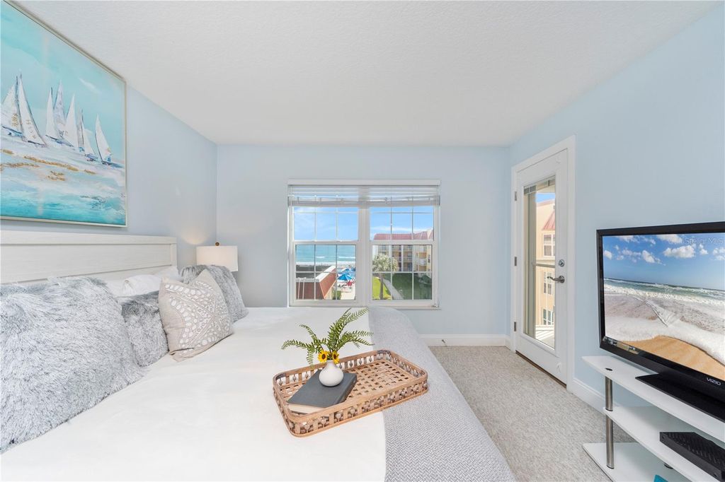 Image 10 of property listing at 3801 S ATLANTIC AVENUE 316, New Smyrna Beach, FL 32169
