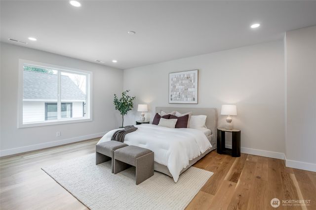 12648 NE 80th Street, Kirkland, WA 98033