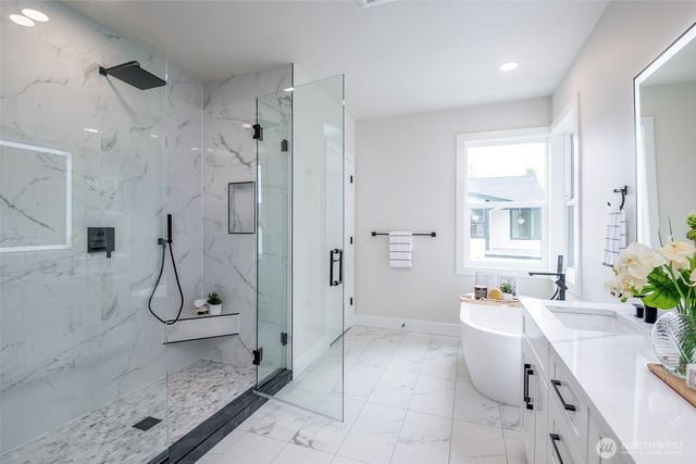 12648 NE 80th Street, Kirkland, WA 98033