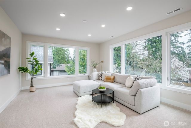 12648 NE 80th Street, Kirkland, WA 98033