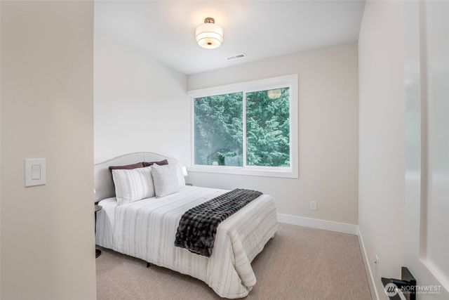 12648 NE 80th Street, Kirkland, WA 98033