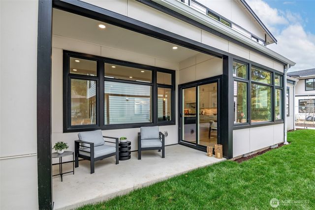 12648 NE 80th Street, Kirkland, WA 98033