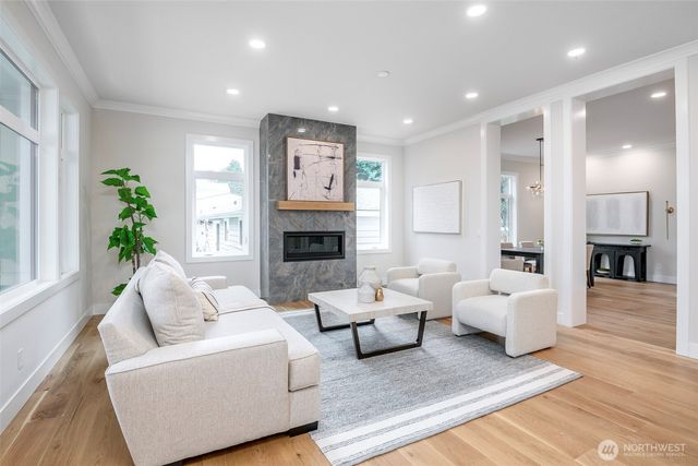 12648 NE 80th Street, Kirkland, WA 98033