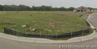 27922 E 109th Place S, Coweta, OK 74429