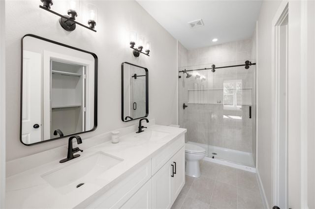 921 East 38th Street, Houston, TX 77022