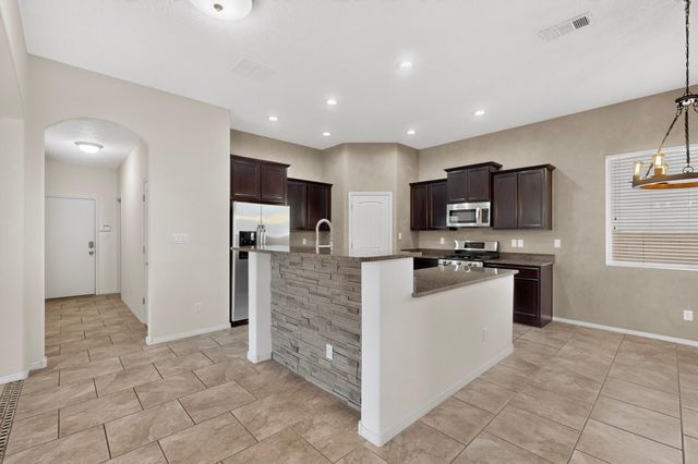 2005 Northlands Drive SE, Albuquerque, NM 87123