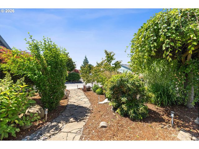 8111 Ne 166TH Ave, Vancouver, WA 98682