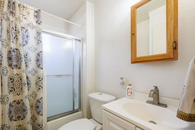 1723 Alhambra Street, Dallas, TX 75217