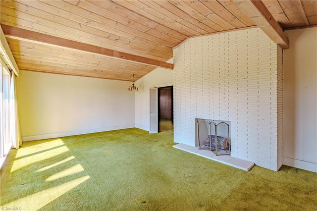 129 Oaklawn Road, Mount Airy, NC 27030