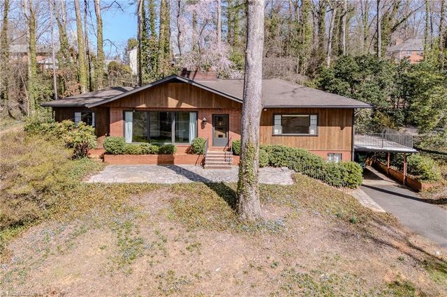 129 Oaklawn Road, Mount Airy, NC 27030