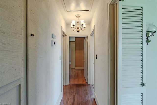 129 Oaklawn Road, Mount Airy, NC 27030