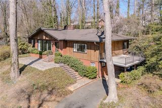 129 Oaklawn Road, Mount Airy, NC 27030
