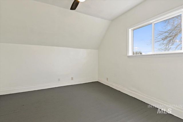 213 E Freeport Street, Caldwell, ID 83605