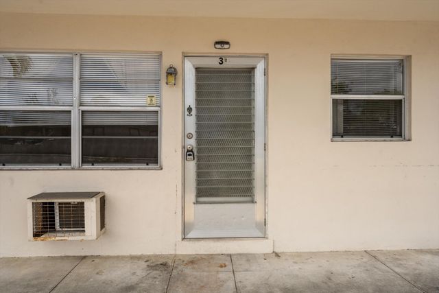 201 S J Street 3, Lake Worth Beach, FL 33460