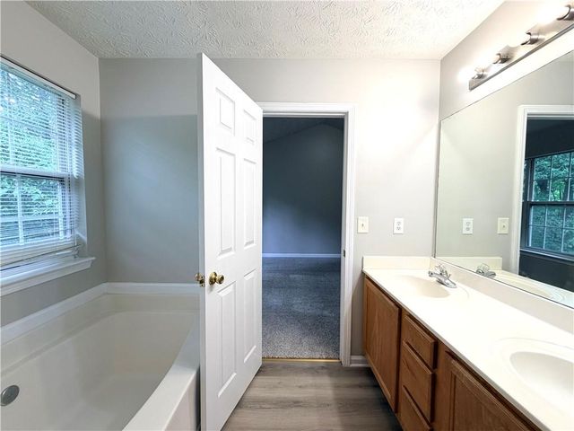940 Melrose Park Place, Lawrenceville, GA 30044