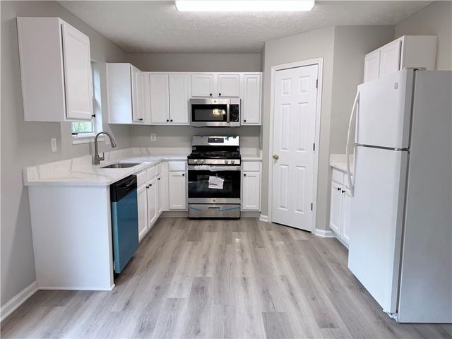 940 Melrose Park Place, Lawrenceville, GA 30044