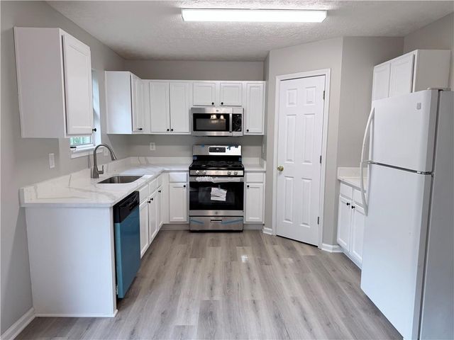 940 Melrose Park Place, Lawrenceville, GA 30044