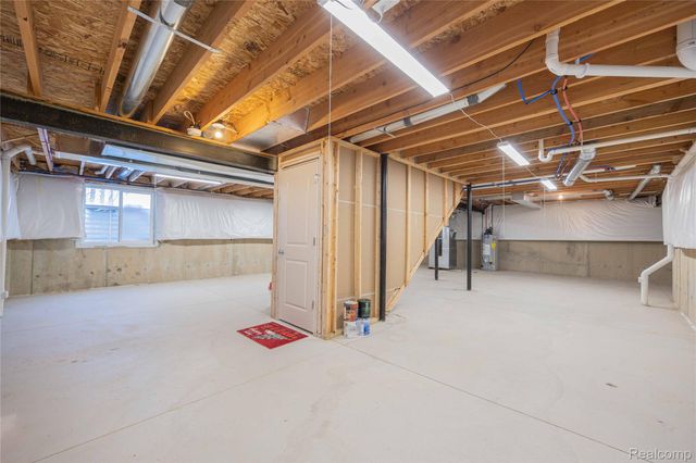 17155 Theresa Lane, Huron Charter Township, MI 48164