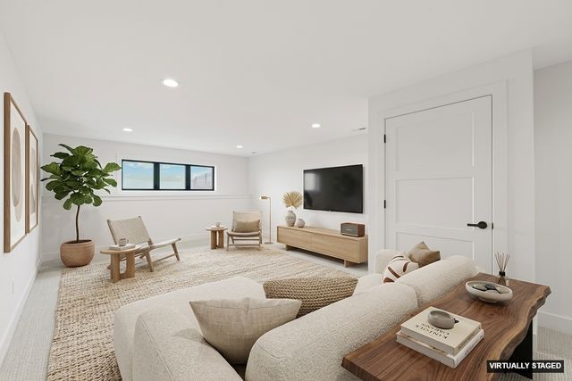 3315 Palmer Drive, Champaign, IL 61822