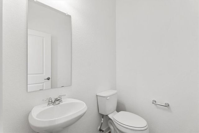 7416 Sparkling Light DR B, Del Valle, TX 78617