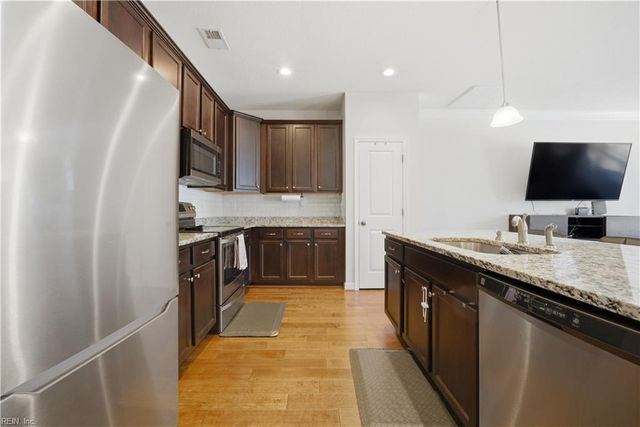 5239 Lombard ST, Chesapeake, VA 23321
