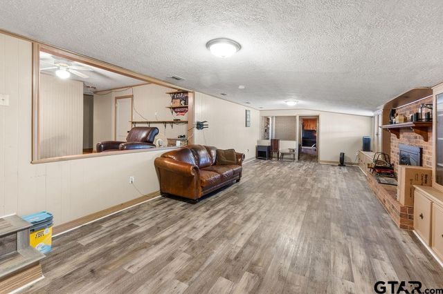 23115 US 79, Jacksonville, TX 75766