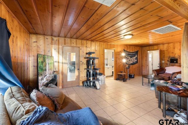 23115 US 79, Jacksonville, TX 75766