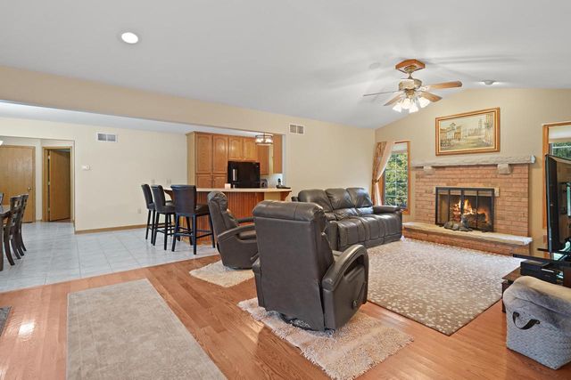 3500 121st STREET, Pleasant Prairie, WI 53158