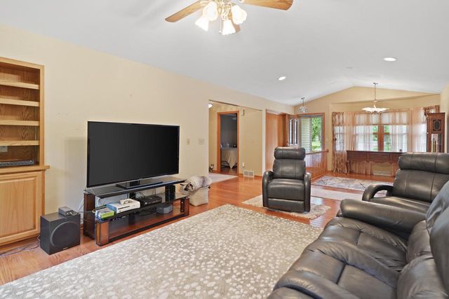 3500 121st STREET, Pleasant Prairie, WI 53158