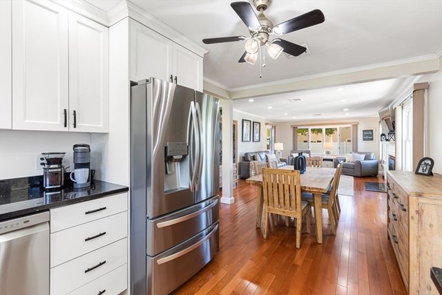 255 E Cross St, Norwood, MA 02062