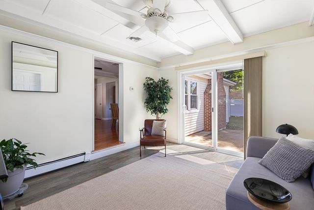 255 E Cross St, Norwood, MA 02062