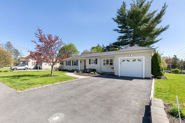255 E Cross St, Norwood, MA 02062