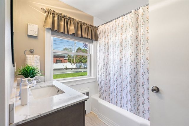 255 E Cross St, Norwood, MA 02062