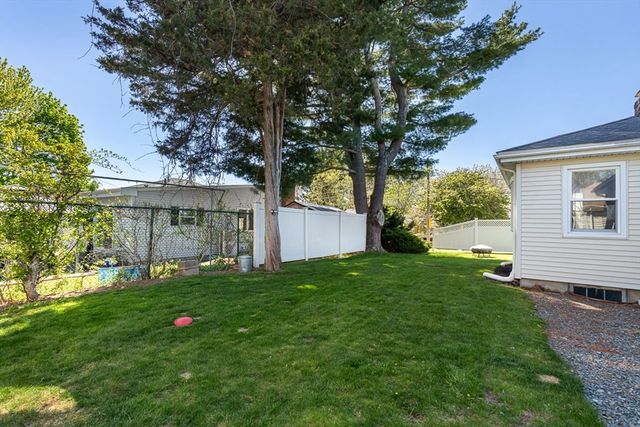255 E Cross St, Norwood, MA 02062