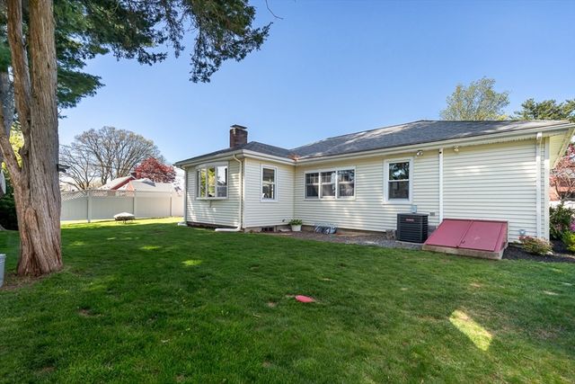 255 E Cross St, Norwood, MA 02062