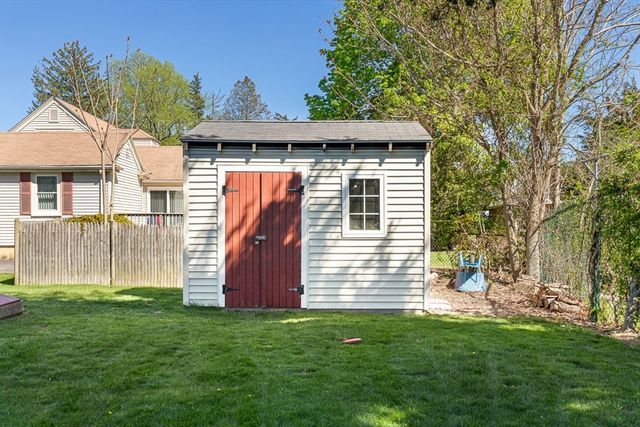 255 E Cross St, Norwood, MA 02062