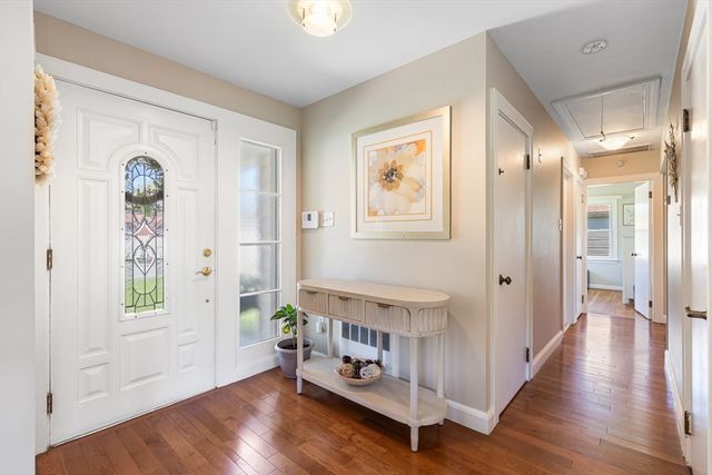 255 E Cross St, Norwood, MA 02062