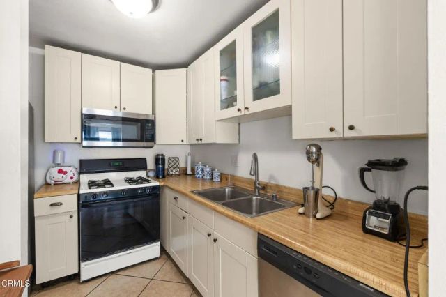5711 Morro Bay Lane 5, Ventura, CA 93003