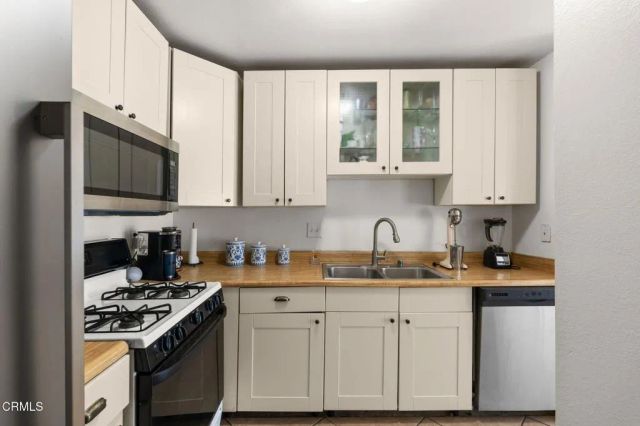 5711 Morro Bay Lane 5, Ventura, CA 93003