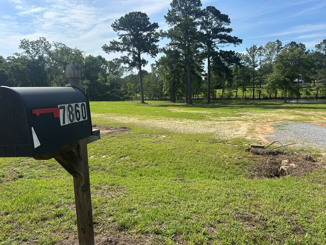 7697 Eddins Rd, Dothan, AL 36301