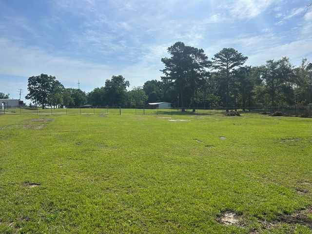 7697 Eddins Rd, Dothan, AL 36301