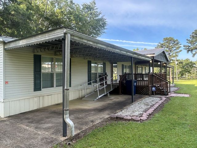 7697 Eddins Rd, Dothan, AL 36301