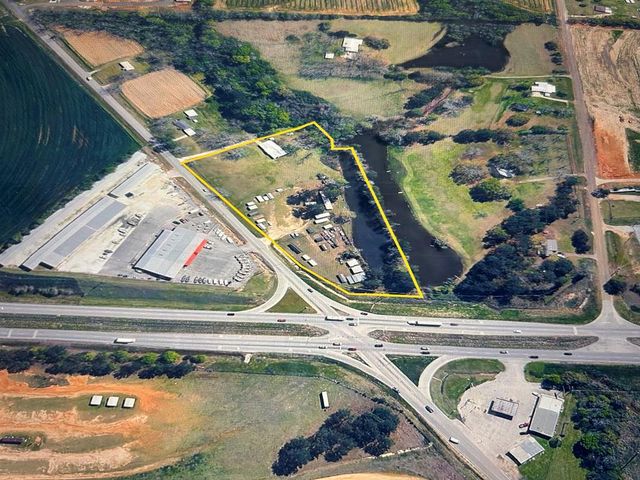 7697 Eddins Rd, Dothan, AL 36301