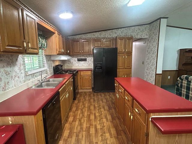 7697 Eddins Rd, Dothan, AL 36301