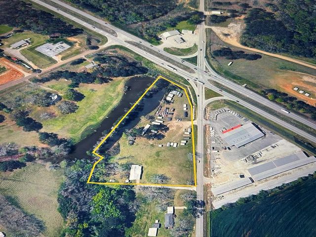 7697 Eddins Rd, Dothan, AL 36301