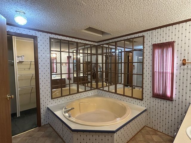 7697 Eddins Rd, Dothan, AL 36301