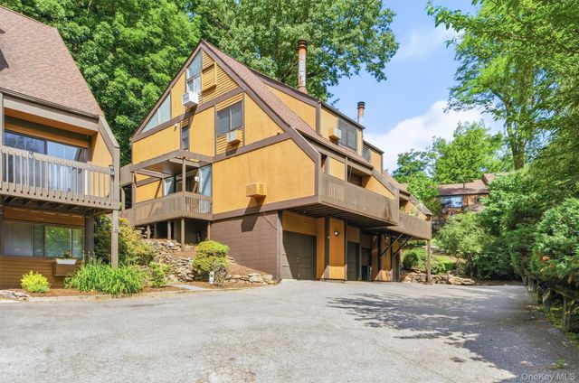 104 Ogden Avenue, Dobbs Ferry, NY 10522