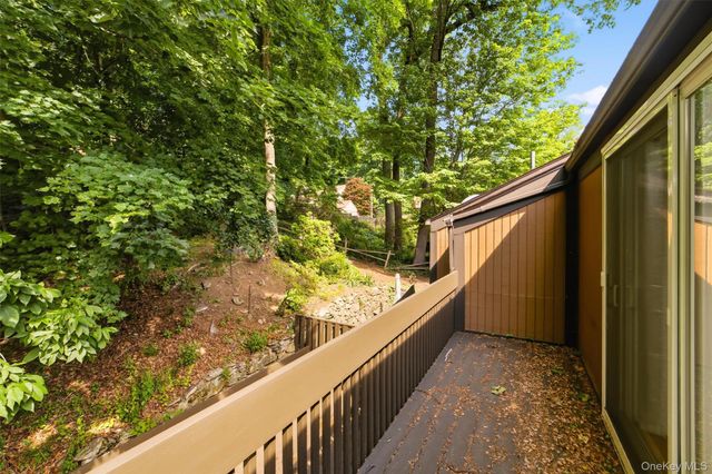 104 Ogden Avenue, Dobbs Ferry, NY 10522